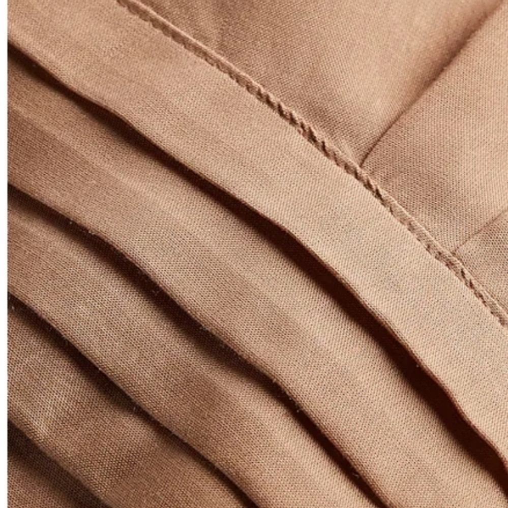 Express Solid Wrap Front Top In Copper. - image 4